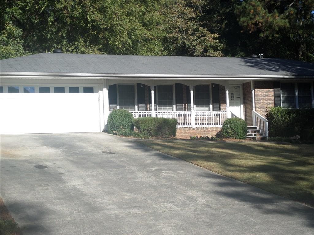 5407 Janice Lane, Stone Mountain, GA 30087 — most recent listing photo