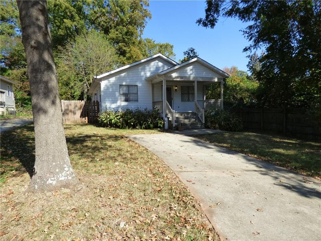 3 bedroom, 1,358 sq ft single family residence sold at 1596 Foote Street, Atlanta, GA 30307