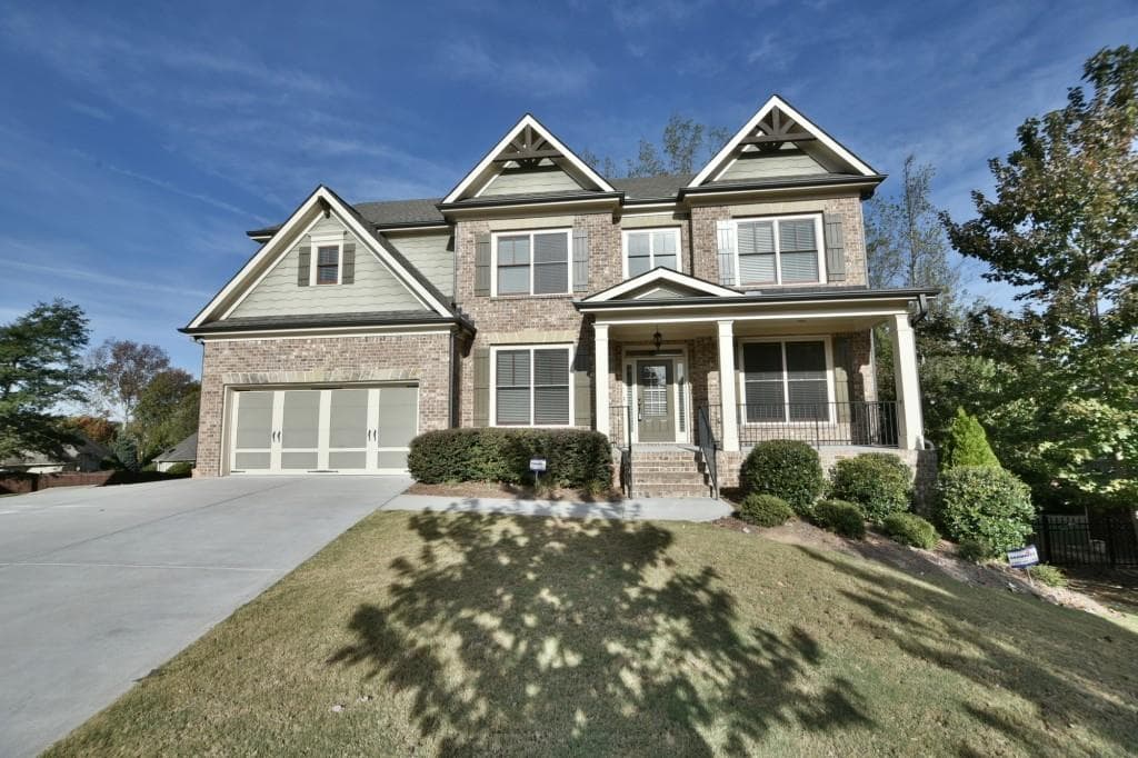 5 bedroom, 4,463 sq ft single family residence sold at 5114 Sunlake Drive, Hoschton, GA 30548