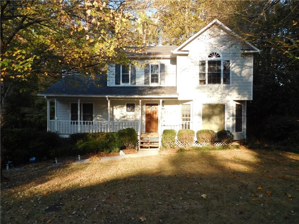 3 bedroom, 1,982 sq ft single family residence sold at 1880 Whispering Willow Way, Lilburn, GA 30047