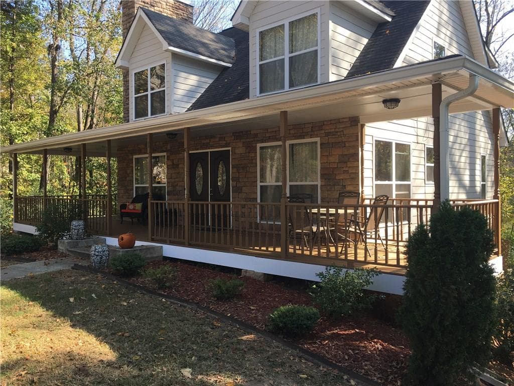 224 Woodglen Drive, Woodstock, GA 30188 — most recent listing photo