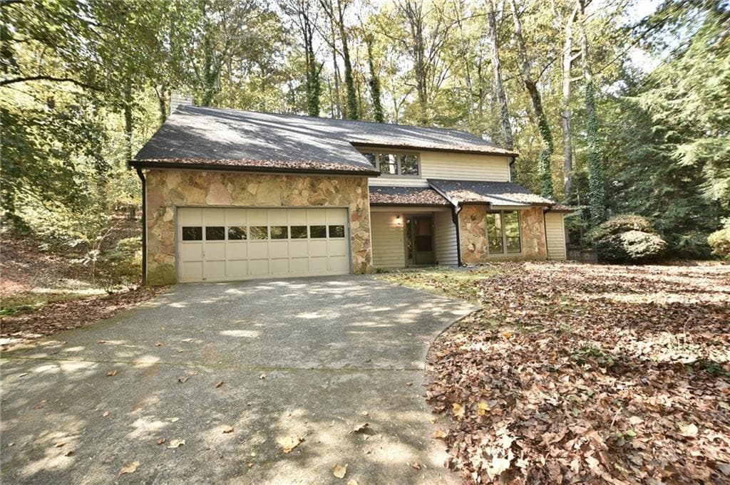 445 Taberwood Way, Roswell, GA 30076 — most recent listing photo
