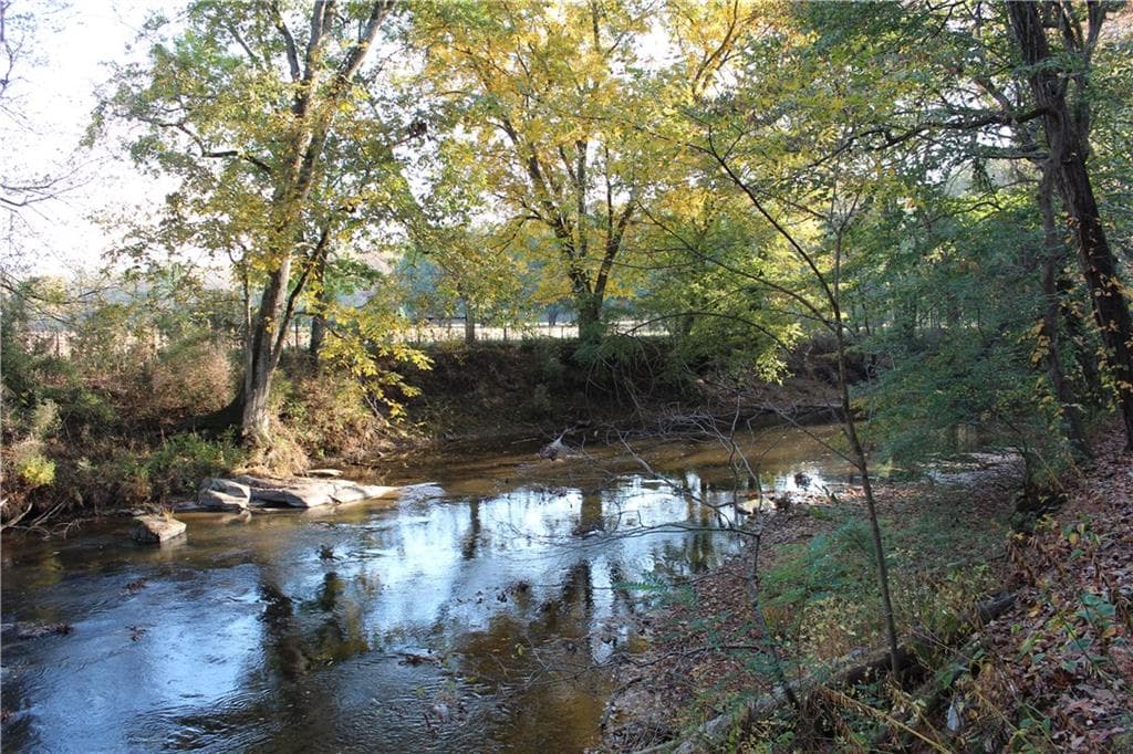 3 bedroom, 1,792 sq ft single family residence sold at 220 Cartecay River Run, Ellijay, GA 30536