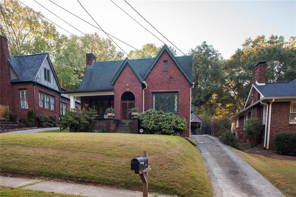 3 bedroom, 1,390 sq ft single family residence sold at 2027 Mclendon Avenue, Atlanta, GA 30307