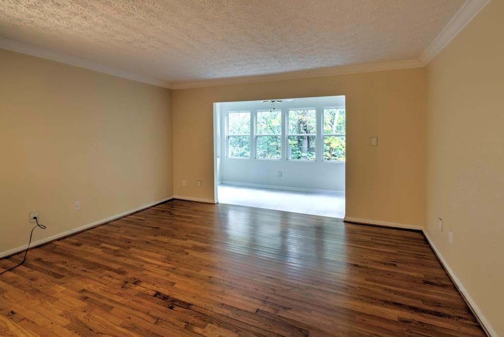2 bedroom, 1,064 sq ft condominium sold at 5151 Roswell Road 1, Atlanta, GA 30342