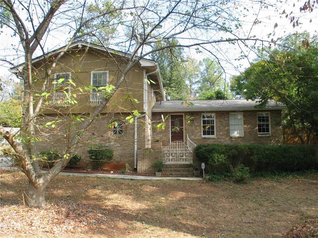 220 Jade Cove Circle, Roswell, GA 30075 — most recent listing photo