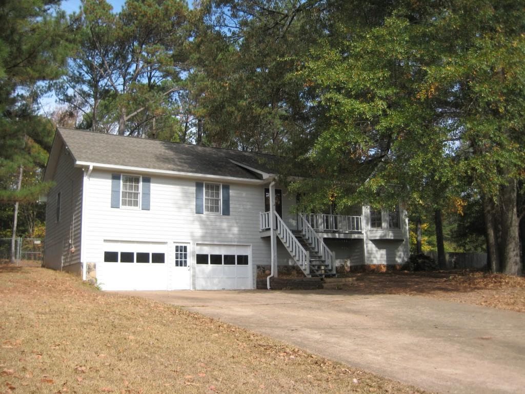 152 Village Court, Woodstock, GA 30188 — most recent listing photo