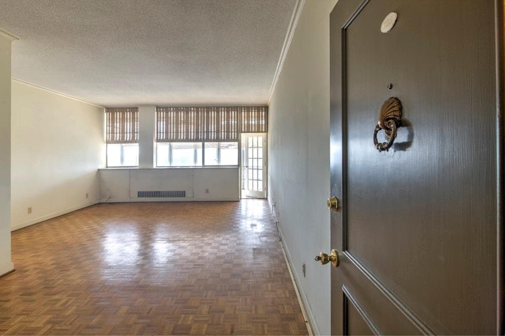 3060 Pharr Court North 723, Atlanta, GA 30305 — most recent listing photo
