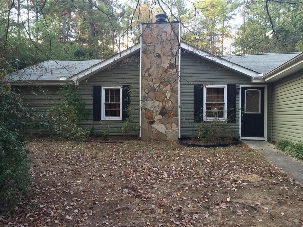 4089 Cumberland Drive, Snellville, GA 30039 — most recent listing photo