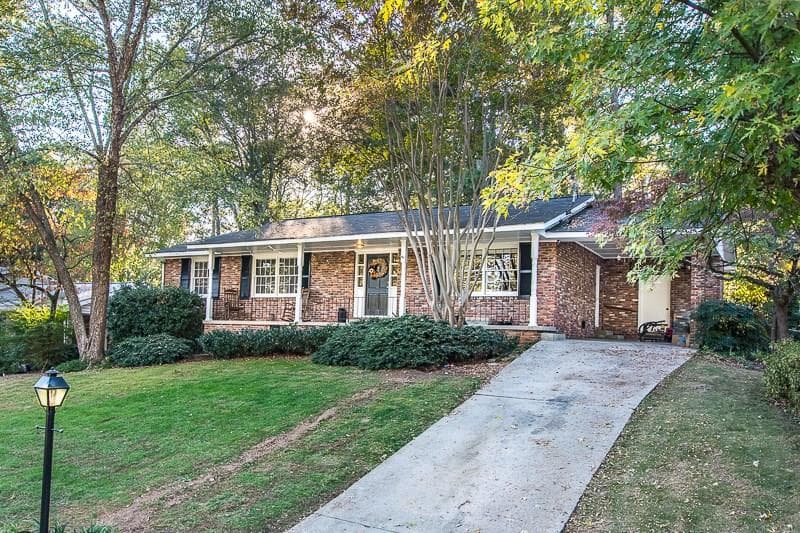 3 bedroom, 1,636 sq ft single family residence sold at 2972 Appling Circle, Atlanta, GA 30341