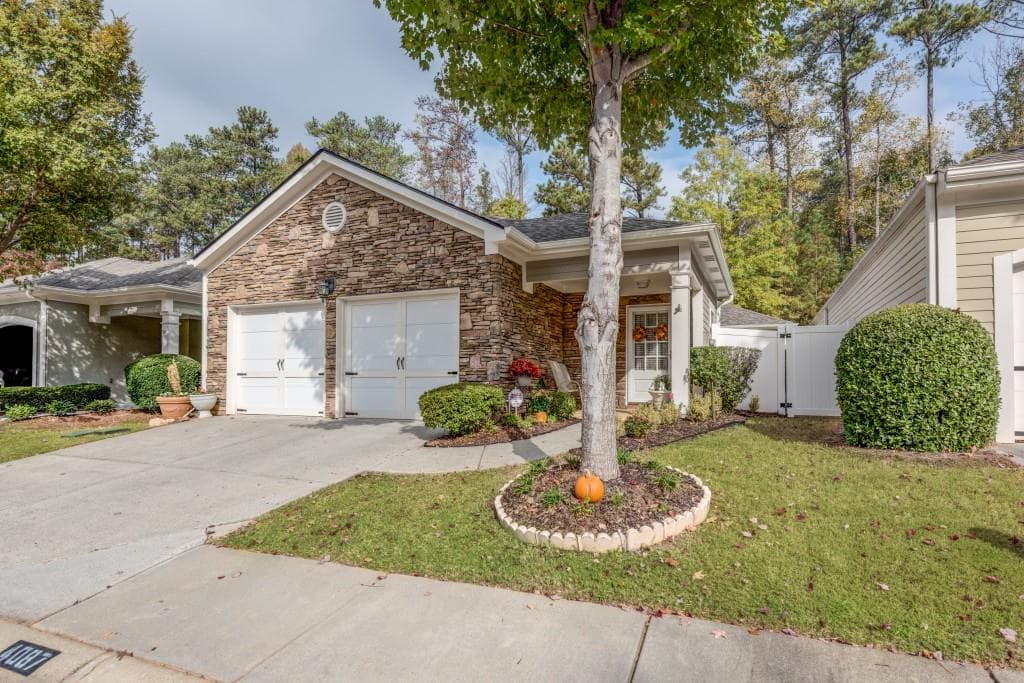 4087 Cottage Oaks Drive, Acworth, GA 30101 — most recent listing photo