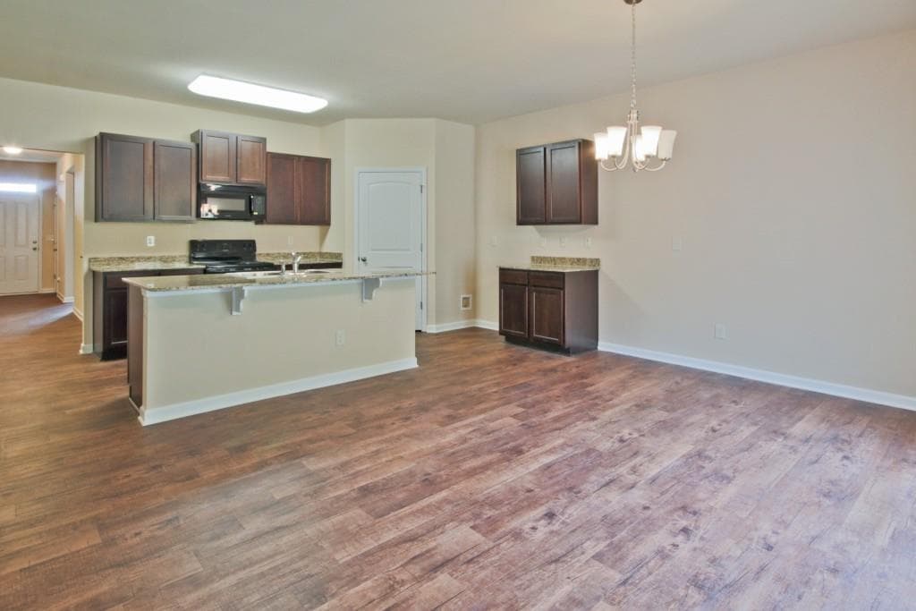 4 bedroom single family residence sold at 3120 Lilac Creek Trail, Gainesville, GA 30507