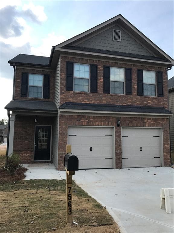 4 bedroom single family residence sold at 7563 Crawford Court, Fairburn, GA 30213