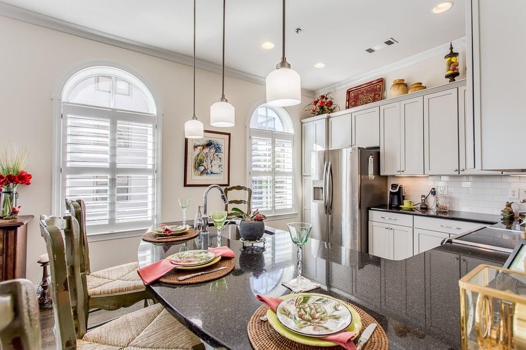 1 bedroom, 1,136 sq ft condominium sold at 360 Chambers Street 154, Woodstock, GA 30188