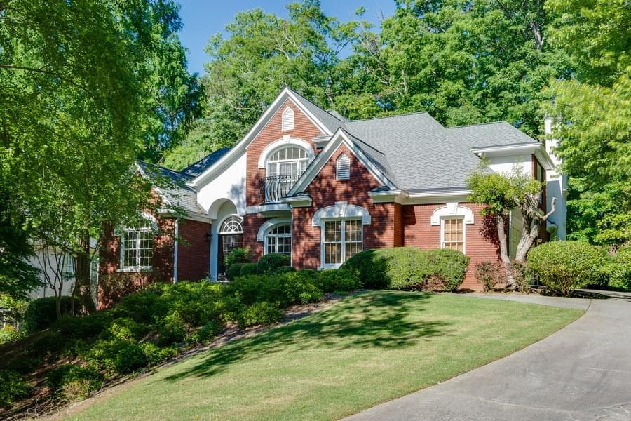 1011 Vinings Falls Drive, Smyrna, GA 30080 — most recent listing photo