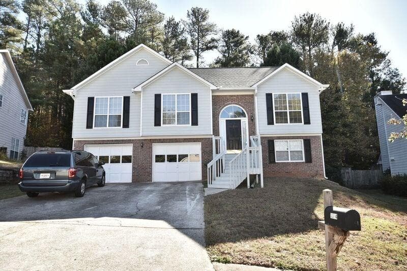 5 bedroom, 2,315 sq ft single family residence sold at 3364 Shady Woods Circle, Lawrenceville, GA 30044