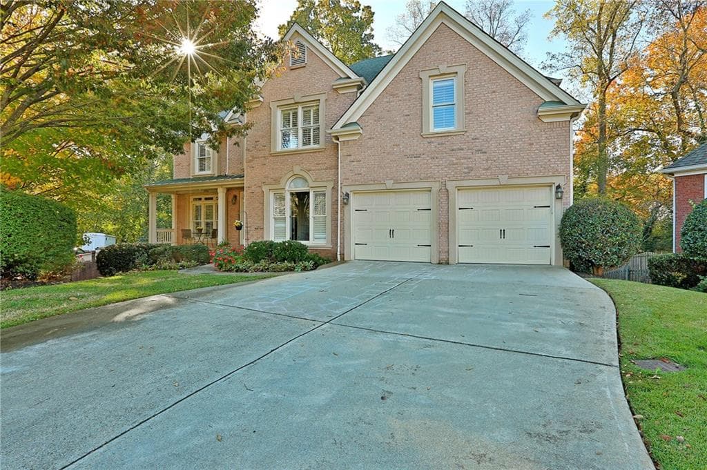 5 bedroom, 4,732 sq ft single family residence sold at 2303 Arabian Drive, Marietta, GA 30062