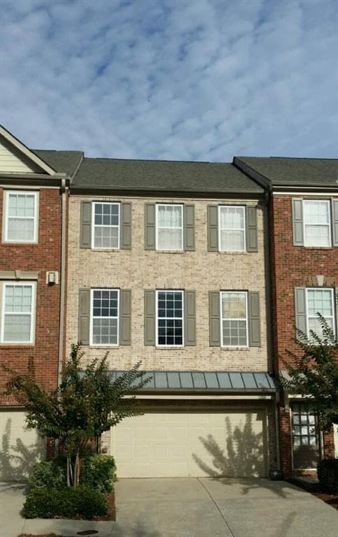 3241 Greenwood Oak Drive, Norcross, GA 30092 — most recent listing photo