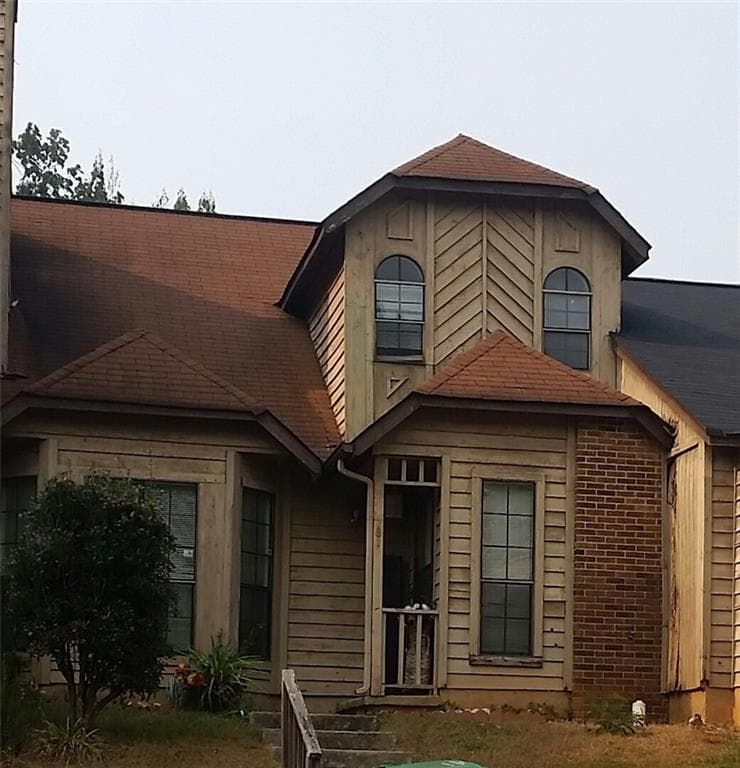 781 Heritage Oaks Drive, Stone Mountain, GA 30088 — most recent listing photo