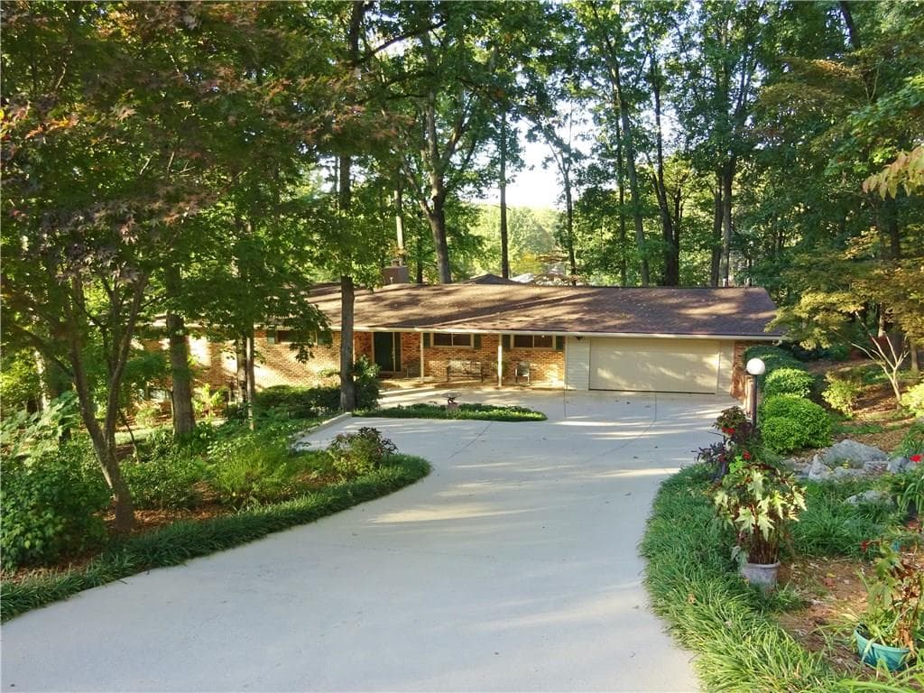 212 Turner Road, Marietta, GA 30066 — most recent listing photo