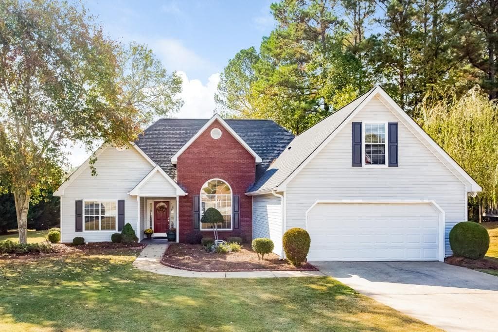 3859 Wheaton Court, Snellville, GA 30039 — most recent listing photo
