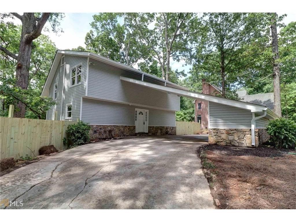 608 NW Falling Leaf Drive, Lilburn, GA 30047 — most recent listing photo
