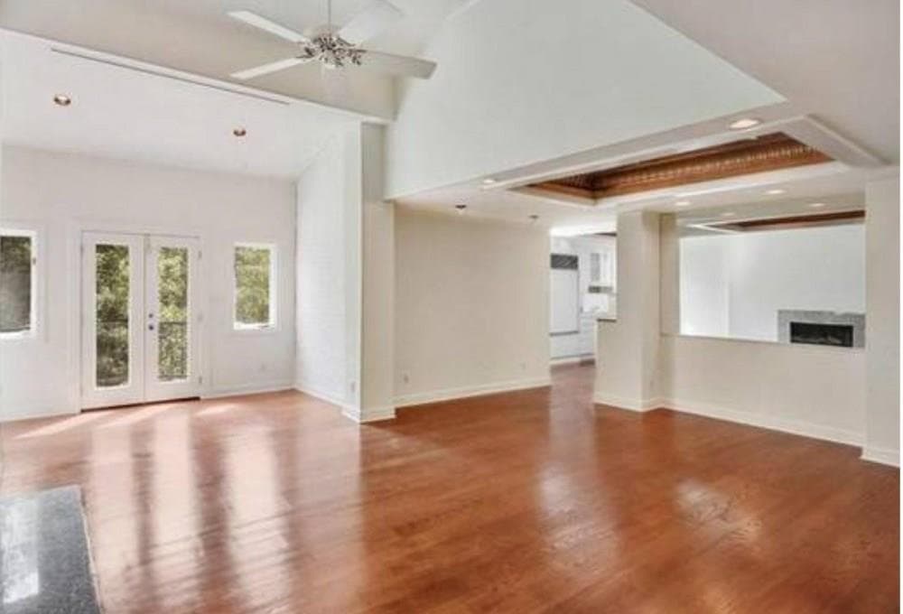 2840 Peachtree Road 502, Atlanta, GA 30305 — most recent listing photo