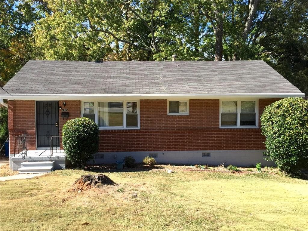 2885 Delowe Drive, East Point, GA 30344 — most recent listing photo