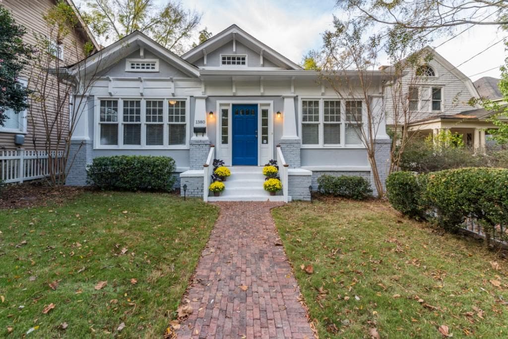 3 bedroom, 1,786 sq ft single family residence sold at 1380 Piedmont Avenue, Atlanta, GA 30309