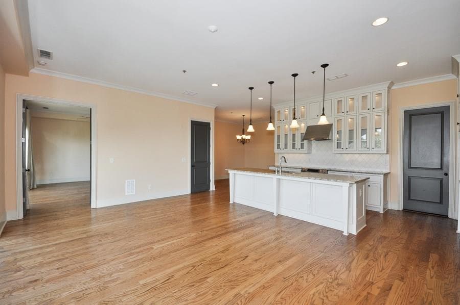 1 bedroom, 1,297 sq ft condominium sold at 360 Chambers Street 105, Woodstock, GA 30188