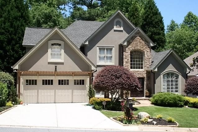 4 bedroom, 3,372 sq ft single family residence sold at 4850 Haydens Walk Drive, Johns Creek, GA 30022