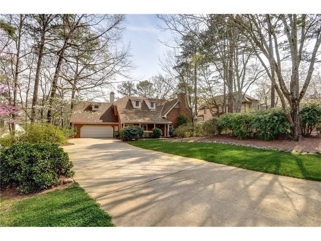 8255 Overview Court, Roswell, GA 30076 — most recent listing photo