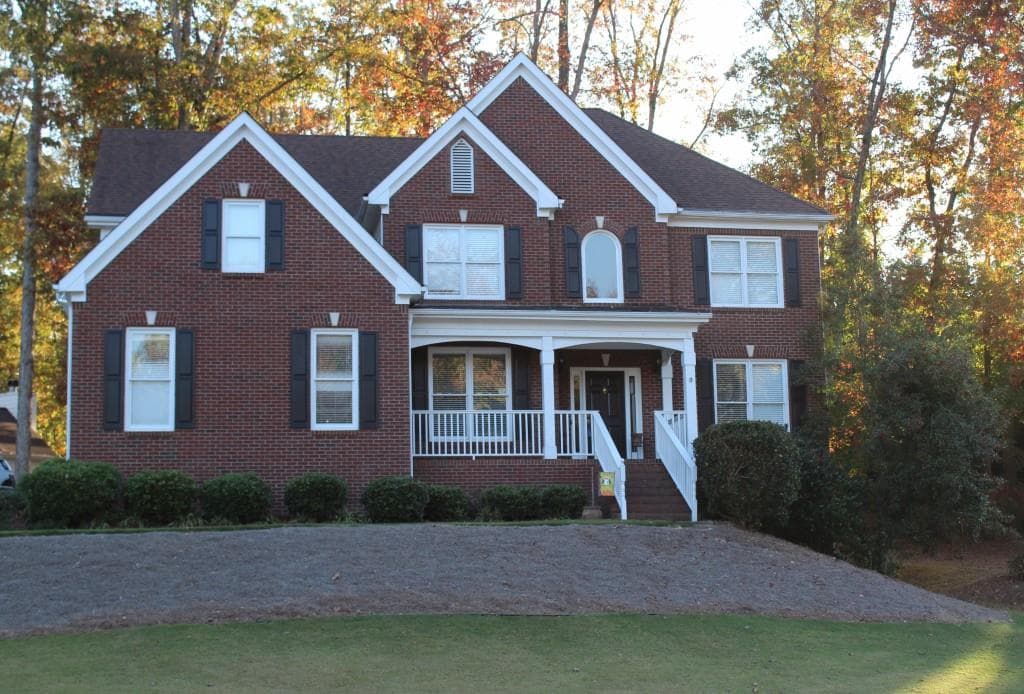 6 bedroom, 5,114 sq ft single family residence sold at 1795 Bentbrooke Trail, Lawrenceville, GA 30043