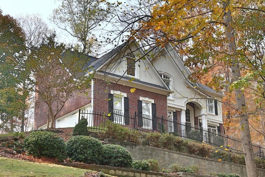5 bedroom single family residence sold at 750 Edencrest Lane, Suwanee, GA 30024