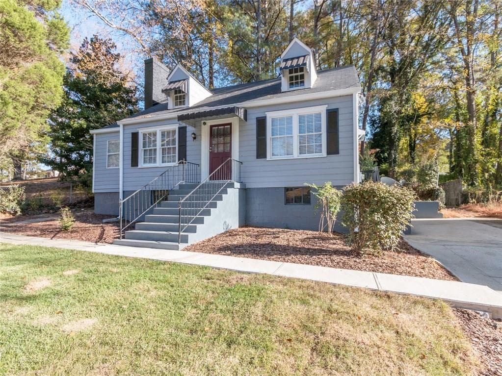 3 bedroom, 1,401 sq ft single family residence sold at 1102 Cascade Road, Atlanta, GA 30311