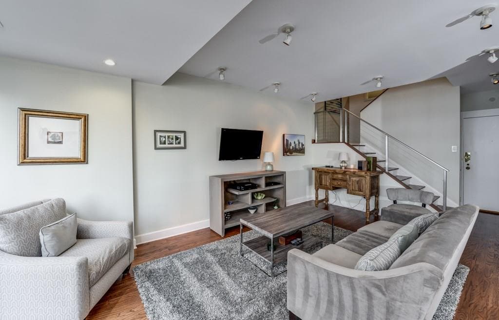 3 bedroom, 1,724 sq ft condominium sold at 145 15th Street 1024, Atlanta, GA 30309