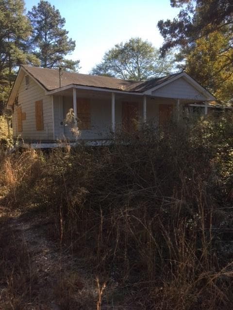 514 Walnut Road, Hoschton, GA 30548 — most recent listing photo
