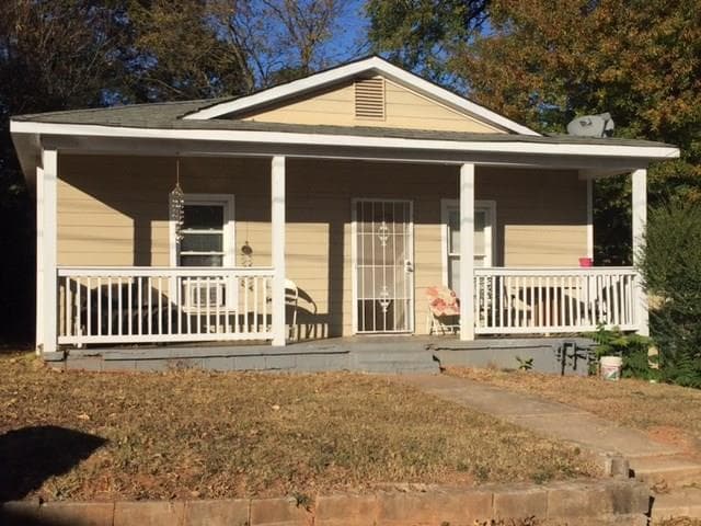 2 bedroom, 1,302 sq ft single family residence sold at 162 Haygood Avenue, Atlanta, GA 30315