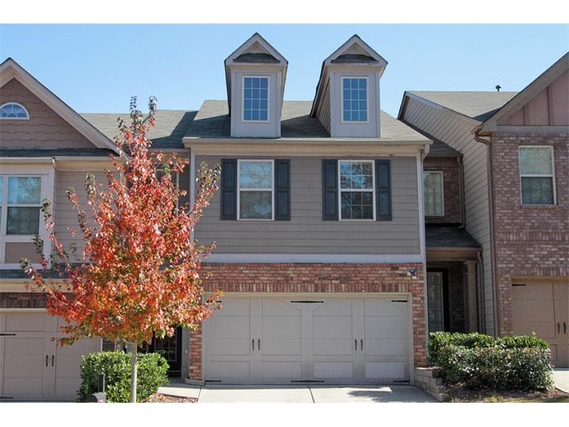 3 bedroom, 1,968 sq ft townhouse sold at 3373 Sardis Bend Drive, Buford, GA 30519