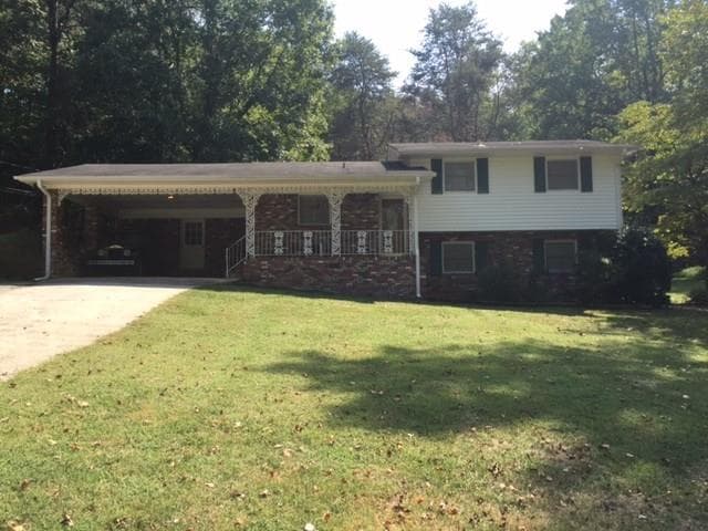 3129 LYNNCLIFF Drive, Gainesville, GA 30506 — most recent listing photo