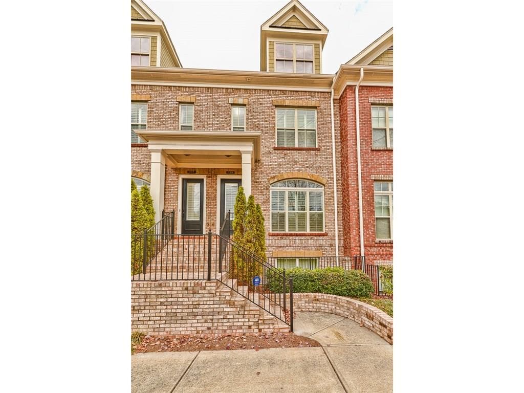 3 bedroom townhouse sold at 359 Alderwood Lane 54, Sandy Springs, GA 30328