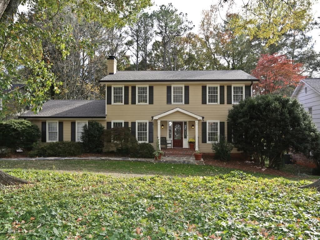 5 bedroom, 3,744 sq ft single family residence sold at 2863 Cedar Canyon Court, Atlanta, GA 30345