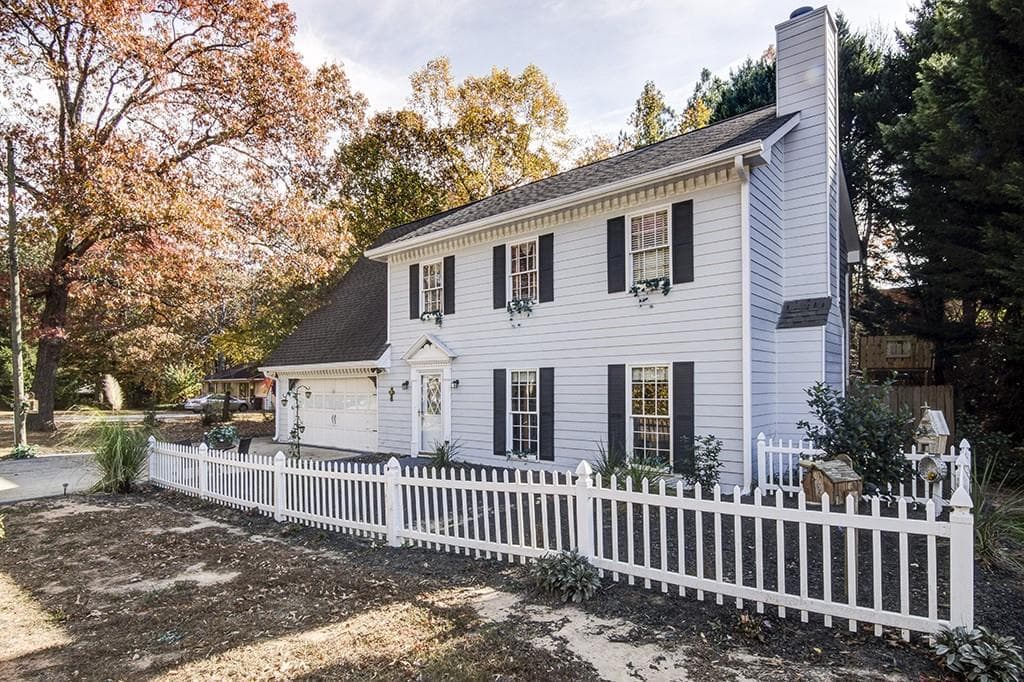 568 Taylor Road, Suwanee, GA 30024 — most recent listing photo