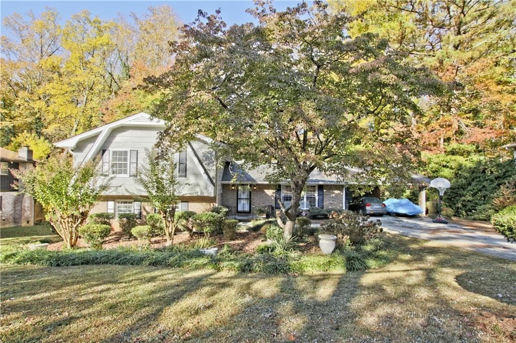 926 Abingdon Court, Stone Mountain, GA 30083 — most recent listing photo