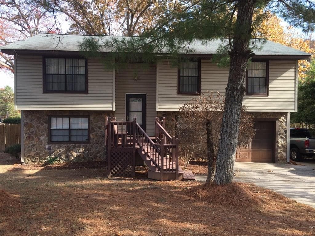 2472 Mistletoe Lane, Snellville, GA 30039 — most recent listing photo