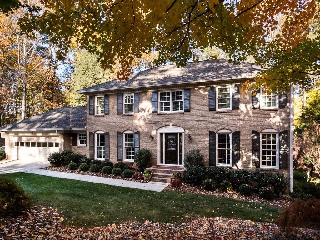 1952 Huntington Hall Court, Dunwoody, GA 30338 — most recent listing photo
