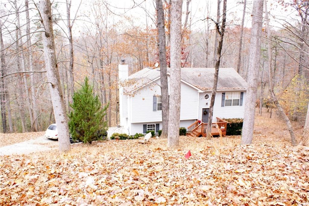 5 bedroom, 2,220 sq ft single family residence sold at 4083 Country Lane, Gainesville, GA 30507