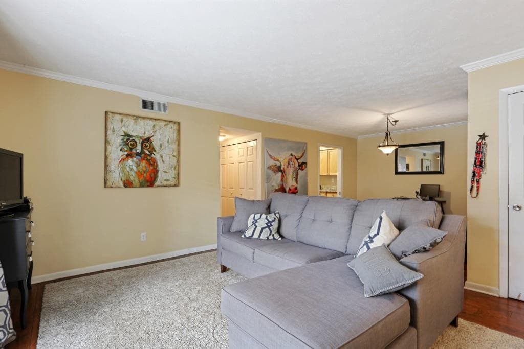 1 bedroom, 775 sq ft condominium sold at 1150 Collier Road B4, Atlanta, GA 30318