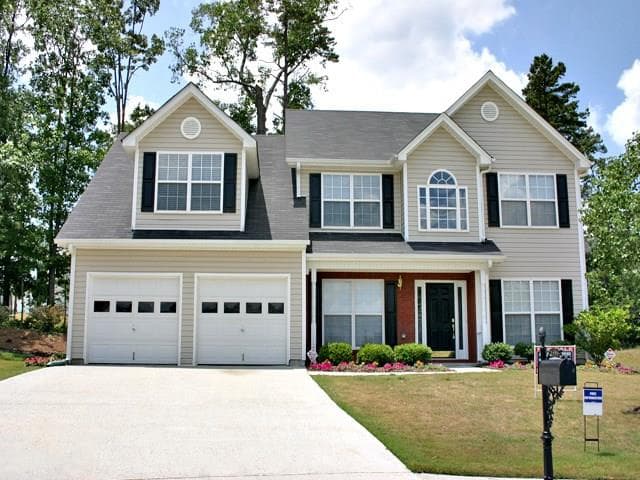 5 bedroom, 2,560 sq ft single family residence sold at 1354 Bramlett Creek Place, Lawrenceville, GA 30045