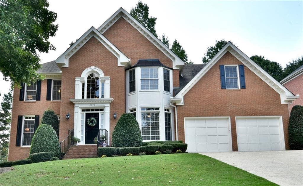 5 bedroom, 4,911 sq ft single family residence sold at 3395 Marquess Moor, Alpharetta, GA 30022